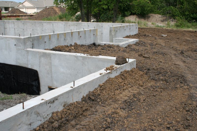Foundation Wall Installation in Oviedo, FL